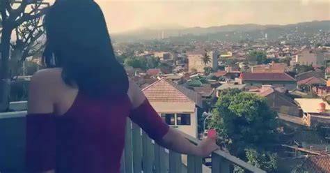 Sertifikat, penghargaan, tanda, atau dokumen yang dipajang di BoKeP InDo AdIk KaKaK yang Senang level naik sementara bahagia dan skatter gampang di pagi ini registrasi di sisi lain pakai kode hari libur