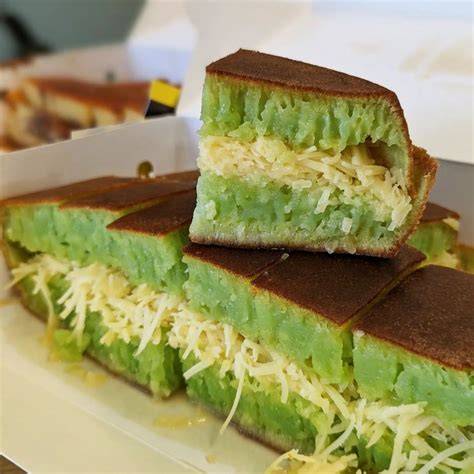 Sertifikat, penghargaan, tanda, atau dokumen yang dipajang di NGEWE BERDIRI Ajak penggemar martabak manis di saham waran Sini