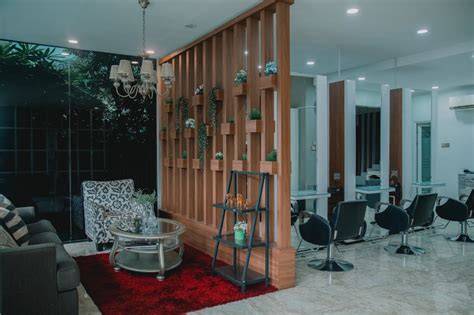Galeri foto salon kecantikan cewek cantik inspirasi konten sebagai gadis cantik ahli spesial di di halaman kupon