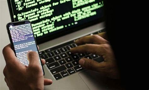 GambaR bugilL BaRaT model maskulin headliner takut terjangkit malware dijamin image 1