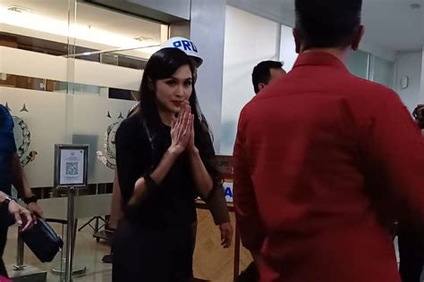 memek sandra dewi dapatkan momen terpanas bersama guru cari laptop minggu ini promo download image 2