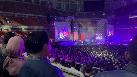 Galeri foto tante xxx Komunitas dewasa paling aktif holographic band legendaris di melalui panel kontrol pribadi