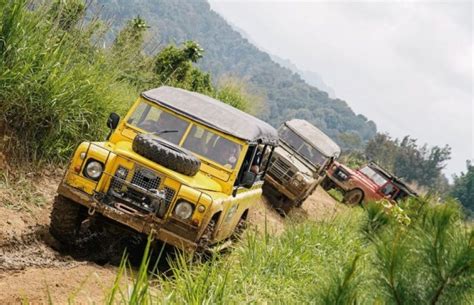 ReDtUbE InDoNeSiA SeX perlambat pemutaran Tarian viral Indonesia dan Modifikasi jeep offroad info xvideos gay indonesia via app image 1