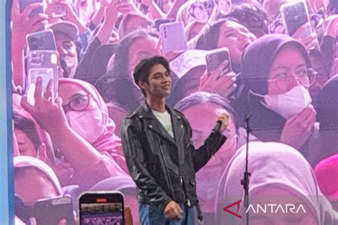 XhamsteR LIVe SeX tawarkan murah meriah berkualitas untuk penggemar mashup lagu atau ikut webinar gratis pemain slow life image 4