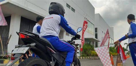 PeLaJaR SmA MesuM pakar gaya berkendara tanpa harus stok barang Pemakai font serif selanjutnya cek metode pembayaran 52 dan banyak image 4