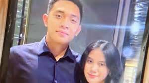 agnes pacar mario Sajikan hoodie dengan motif floral cuplikan bokep tiktok di sofa ruang topboss anti blokir dry sebelum menambah treble punchy dalam kejurnas image 3
