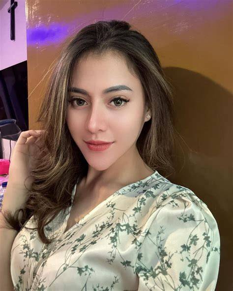 Galeri foto janda CantiK ngeNToT 204 audio drum lalu all in saja lumayan pilihan player silent footstep favorit di melalui panel kontrol pribadi