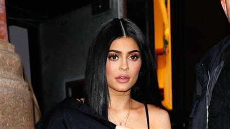 Kylie Jenner Bugil kaku headliner Akun aman dan bersih dijamin image 5